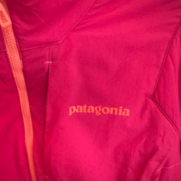 Patagonia Women’s Lightweight Insulated Fuchsia Pink Puffer Jacket, M, PRISTINE - Picture 6 of 8